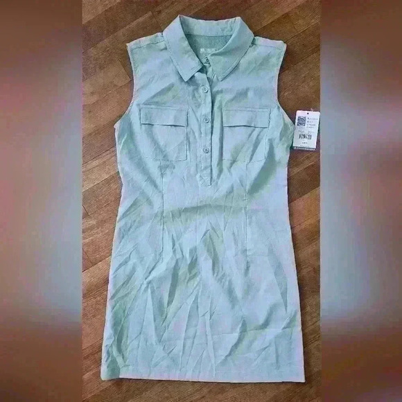 Reel Legends Dresses & Skirts - Reel Legends UPF 50, Quick Dry, Moisture Wicking Dress NWT